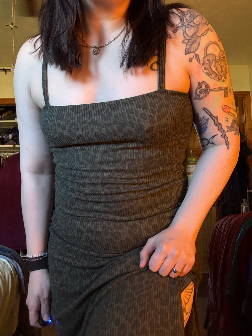 Express Olive Ribbed Midi Dress with Subtle Animal Print